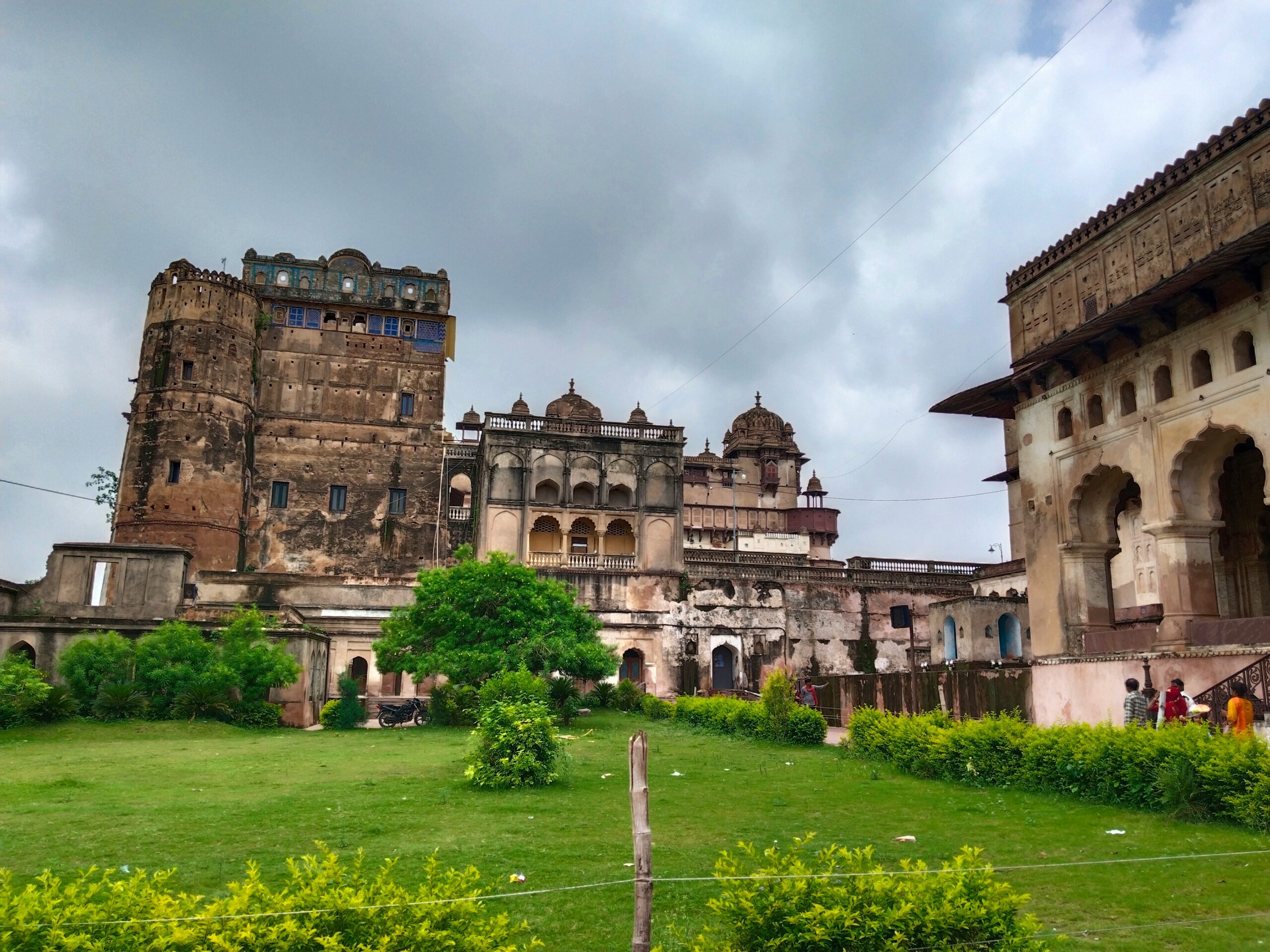 Orchha Fort Palace complex with historic architecture and gardens in Madhya Pradesh