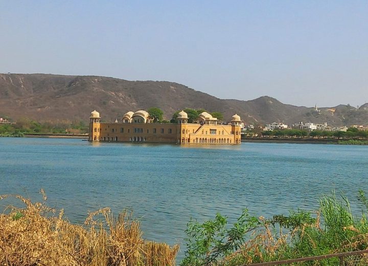 Overnight Jaipur Tour from Delhi by Car (2D/1N)