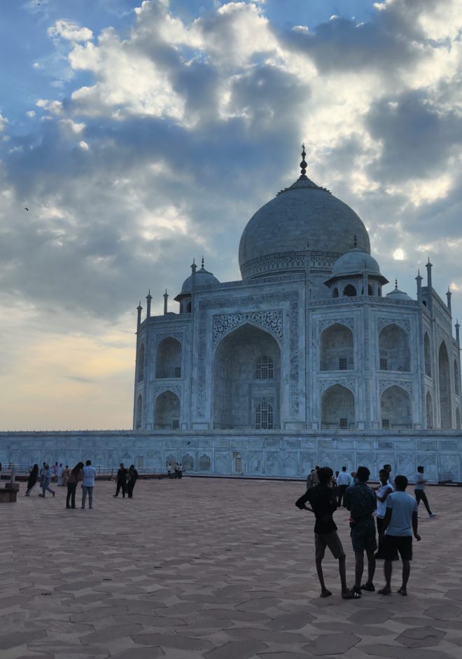 Taj Mahal Tours & Excursions